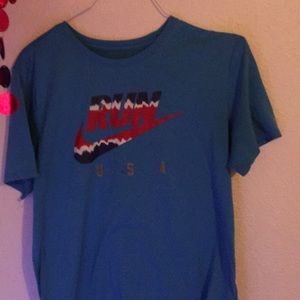 Nike DRI-FIT | Athletic Cut Tee | Blue/White/Red